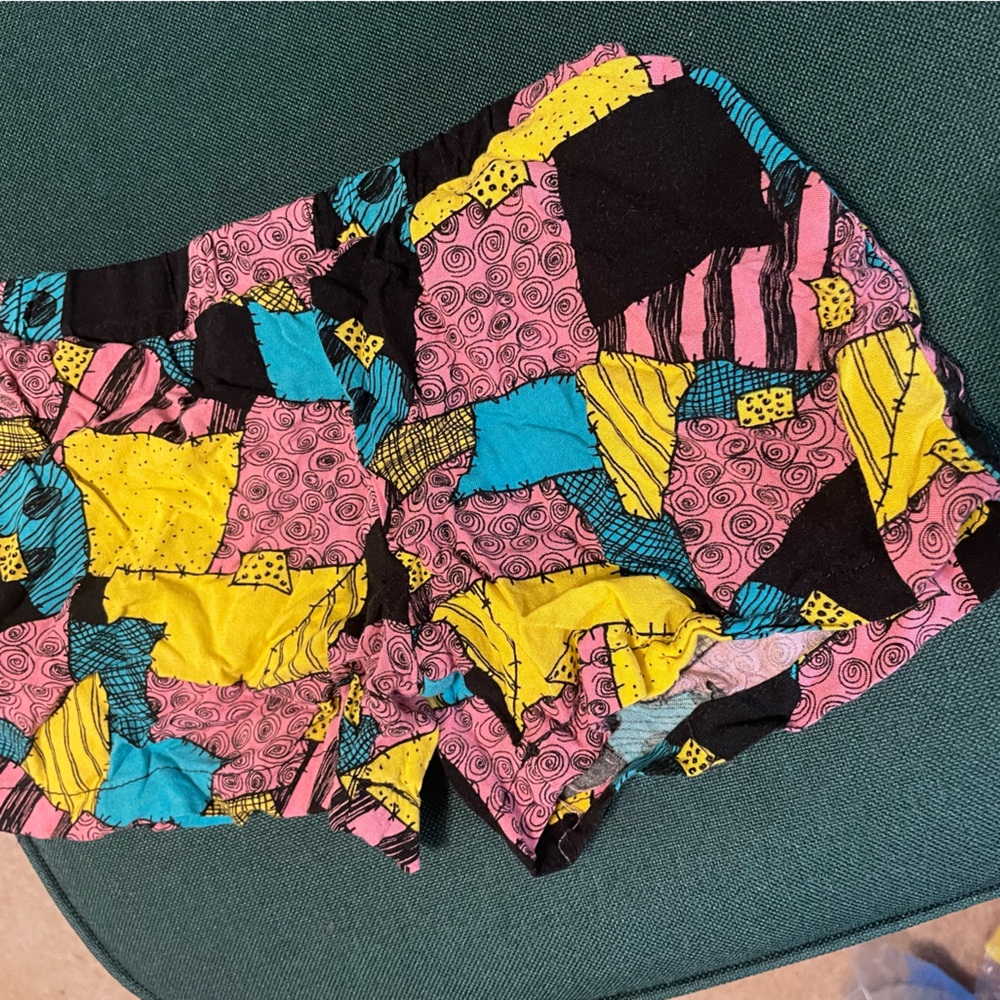 Nightmare Before Christmas Sally toddler shorts 2T EUC